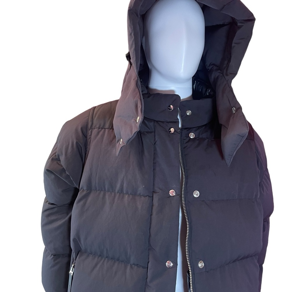 BURBERRY (AUTHENTIC) HOODED QUILTED COAT - Picture 4 of 12